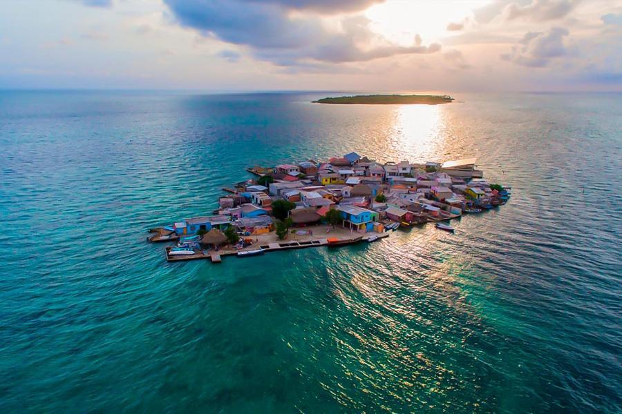 Puerto Caracol Isla Mucura Hotel Exterior foto